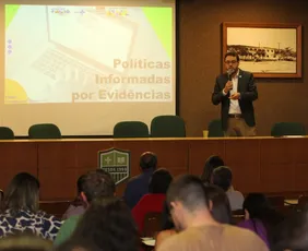 Imagem ilustrativa da imagem Simpósio em Vitória debate políticas públicas e direitos humanos