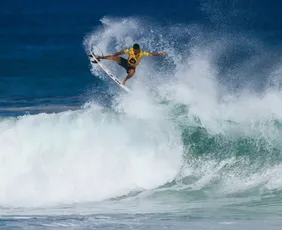 Imagem ilustrativa da imagem Surf Brasil divulga calendário para 2026 com evento confirmado no ES