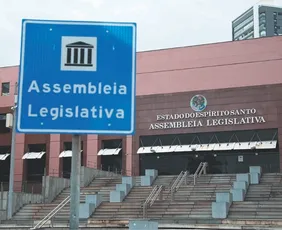 Imagem ilustrativa da imagem Taxa de cartório: Findes e Sinduscon defendem projeto que atualiza tabela