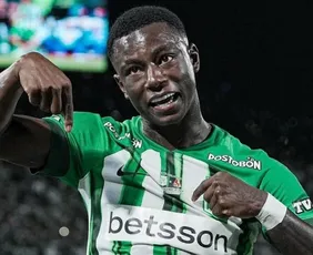 Imagem ilustrativa da imagem Vasco entra na briga por Hinestroza, atacante do Atlético Nacional