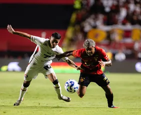 Imagem ilustrativa da imagem Vitória vence Sport e empurra o Santos para a zona do rebaixamento do Brasileirão