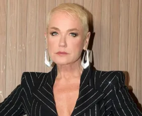 Imagem ilustrativa da imagem Xuxa defende Sasha e Bruna Marquezine de críticas e ataca haters