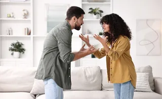 Imagem ilustrativa da imagem Erro de casal separado que ainda briga