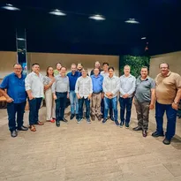 Imagem ilustrativa da imagem Prefeitos e vices desembarcam do ninho tucano