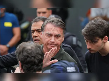 Bolsonaro teve prisão preventiva decretada neste sábado