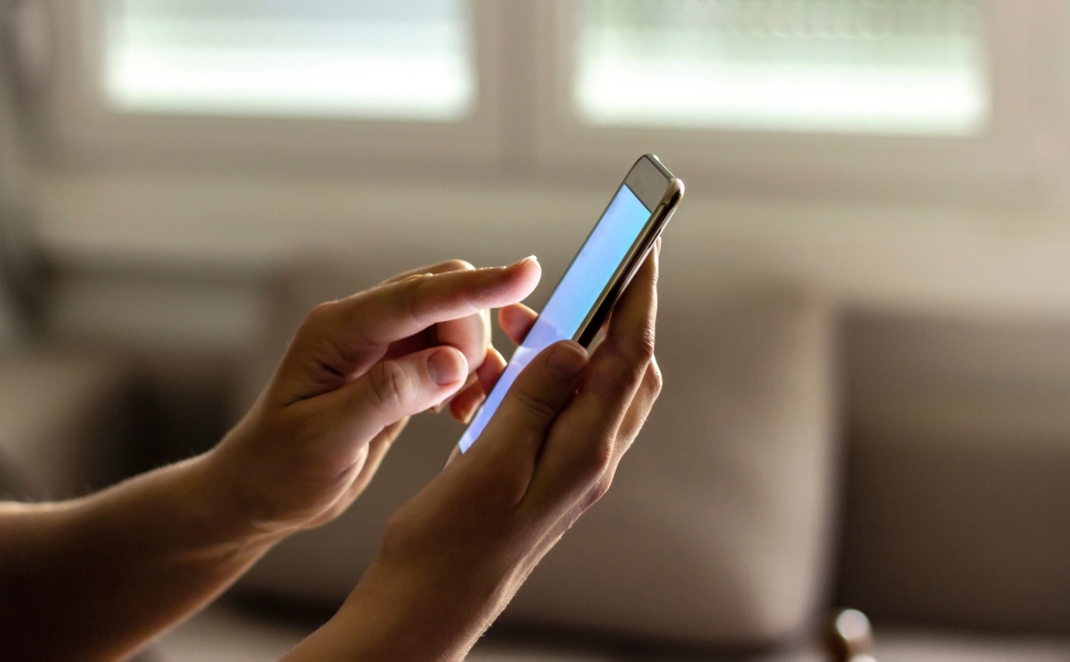 Janeiro Branco: uma semana com menos redes sociais reduz insônia