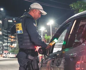 Imagem ilustrativa da imagem 256 motoristas são multados em estradas federais por ultrapassagens fora da lei