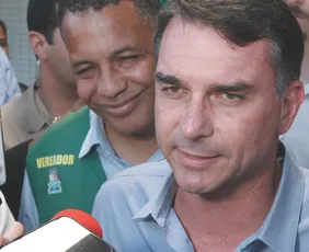 Imagem ilustrativa da imagem Agronegócio resiste à candidatura de Flávio Bolsonaro