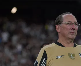 Imagem ilustrativa da imagem Ala Social do Botafogo fala em blefe de John Textor para quitar "transfer ban"
