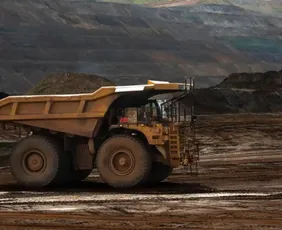 Imagem ilustrativa da imagem Após vazamento, Justiça paralisa atividades da Vale em complexo de MG