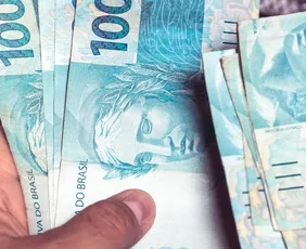 Imagem ilustrativa da imagem Aposentados e pensionistas do INSS podem consultar antecipação do 13º