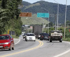 Imagem ilustrativa da imagem Até 1.500 imóveis vão ser desapropriados para obras de duplicação da BR-262