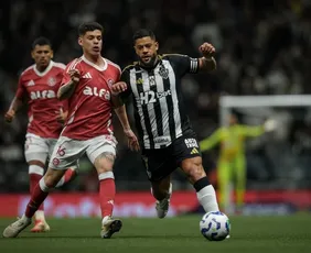 Imagem ilustrativa da imagem Atlético/MG e Inter se enfrentam no Brasileirão sob pressão após vices