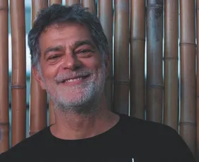 Imagem ilustrativa da imagem Ator destaque em novela diz por que parou de beber há 10 meses