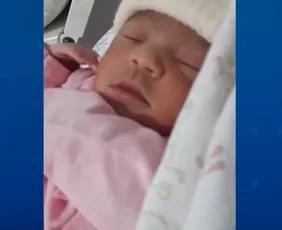 Imagem ilustrativa da imagem Bebê chega antes do previsto e nasce dentro de casa em Vitória