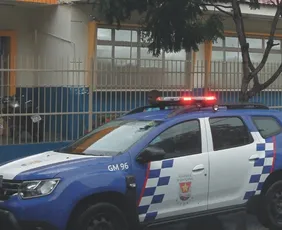 Imagem ilustrativa da imagem Botão do pânico e aulas suspensas: o que se sabe sobre ataque em escola de Vitória