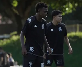 Imagem ilustrativa da imagem Capa-preta empata com o Polenteiro e pega o Porto no Capixabão