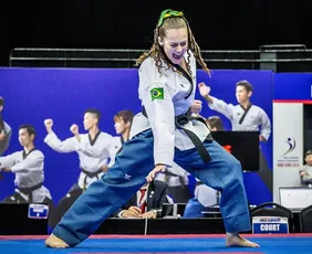 Imagem ilustrativa da imagem Capixaba de 19 anos se destaca no taekwondo e soma 140 medalhas na carreira