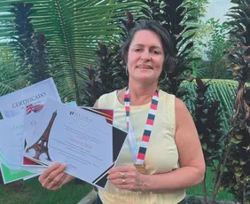 Imagem ilustrativa da imagem Capixaba em Academia literária da França