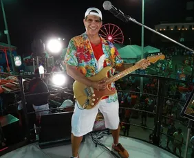 Imagem ilustrativa da imagem “Carnaval deixou de ser só festa, é missão de vida”, diz Durval Lelys