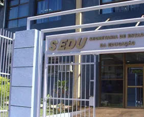 Imagem ilustrativa da imagem Casagrande anuncia aumento de 5,4% no salário dos profissionais do magistério