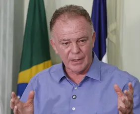 Imagem ilustrativa da imagem Casagrande sairá do governo do ES em abril. Veja como foi o anúncio