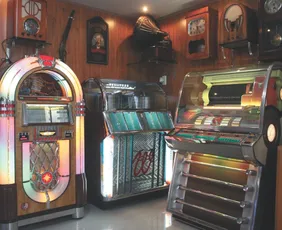 Imagem ilustrativa da imagem "Cine Milton": museu do cinema criado por morador de Cariacica abre visitação