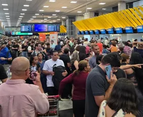 Imagem ilustrativa da imagem Congonhas tem ao menos 3 cancelamentos na manhã seguinte à suspensão de voos em SP