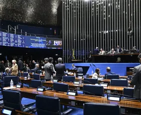 Imagem ilustrativa da imagem Congresso aprova a criação de 17.800 cargos de servidores públicos