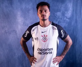 Imagem ilustrativa da imagem Corinthians anuncia a contratação do volante Allan por empréstimo