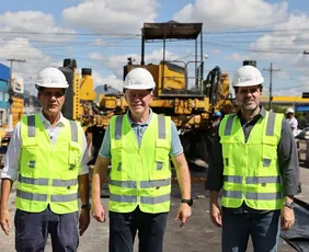 Imagem ilustrativa da imagem Corredor para ônibus na Avenida Carlos Lindenberg terá 12 pontos de parada