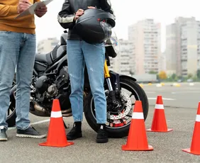 Imagem ilustrativa da imagem Cursos gratuitos de moto do Detran estão com inscrições abertas nesta segunda