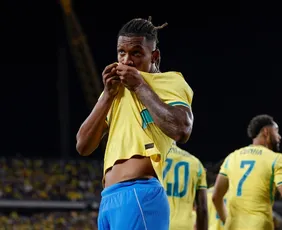 Imagem ilustrativa da imagem Danilo e Endrick brilham em vitória do Brasil e provam que podem estar na Copa