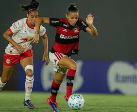 Imagem ilustrativa da imagem Defensoras brilham e Flamengo vence Bragantino no Brasileiro Feminino