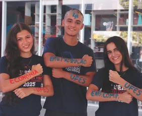 Imagem ilustrativa da imagem Destaques no Sisu: emoção, festa e muita alegria após aprovação