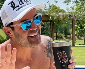 Imagem ilustrativa da imagem Família homenageia o influencer Henrique Maderite