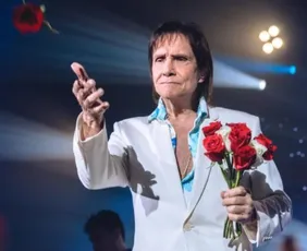 Imagem ilustrativa da imagem Fãs se preparam para o show de Roberto Carlos em Cachoeiro