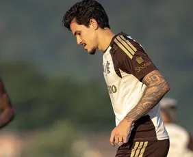 Imagem ilustrativa da imagem Fla defende tabu e mira liderança do Brasileirão