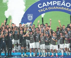 Imagem ilustrativa da imagem Flu vence e solta o grito de campeão da Taça Guanabara