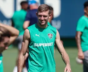 Imagem ilustrativa da imagem Fluminense corre para regularizar atacante Castillo para enfrentar o Remo