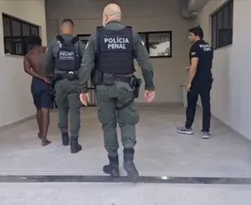 Imagem ilustrativa da imagem Foragido com extensa ficha criminal é preso em Vitória