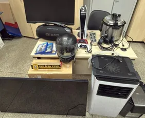 Imagem ilustrativa da imagem Funcionário é preso suspeito de furtar produtos de transportadora na Serra