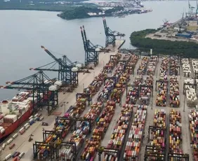 Imagem ilustrativa da imagem Governo destina R$ 15 bi a setores afetados por crises internacionais