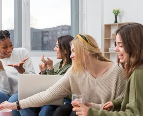 Imagem ilustrativa da imagem “Grupos de mulheres são estratégias para garantir a saúde mental”, diz especialista