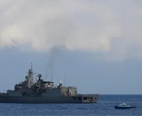 Imagem ilustrativa da imagem Guerra no Oriente Médio: Estados Unidos planejam controlar estreito de Ormuz