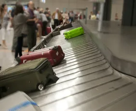 Imagem ilustrativa da imagem Guerra no Oriente Médio pode elevar preços de passagens e produtos nos mercados