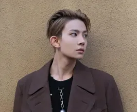 Imagem ilustrativa da imagem Heeseung deixa Enhypen e se prepara para lançamento de carreira solo