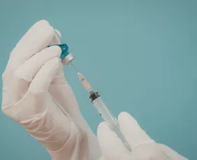 Imagem ilustrativa da imagem Injeção semestral contra HIV terá preço definido até junho para venda no Brasil