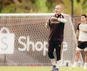 Imagem ilustrativa da imagem Leonardo Jardim inicia nova era no Flamengo