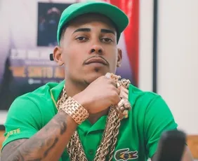 Imagem ilustrativa da imagem MC Poze do Rodo diz ter tido casa invadida e relata roubo de R$ 2 milhões em joias